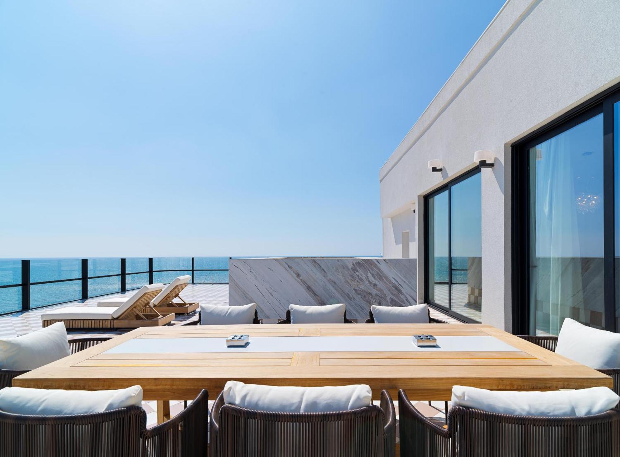 Liv Mackenzie Beach Suites Larnaca Adults Only Exterior photo
