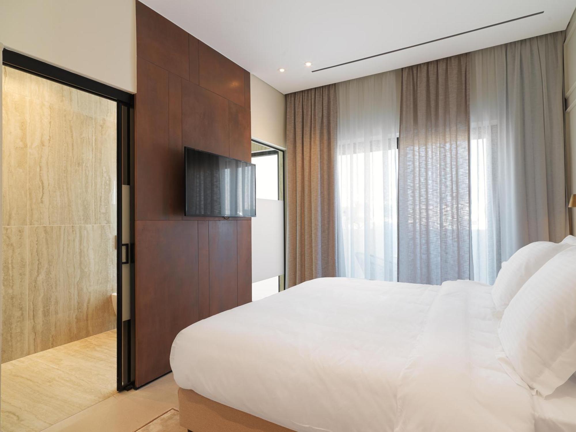 Liv Mackenzie Beach Suites Larnaca Adults Only Exterior photo